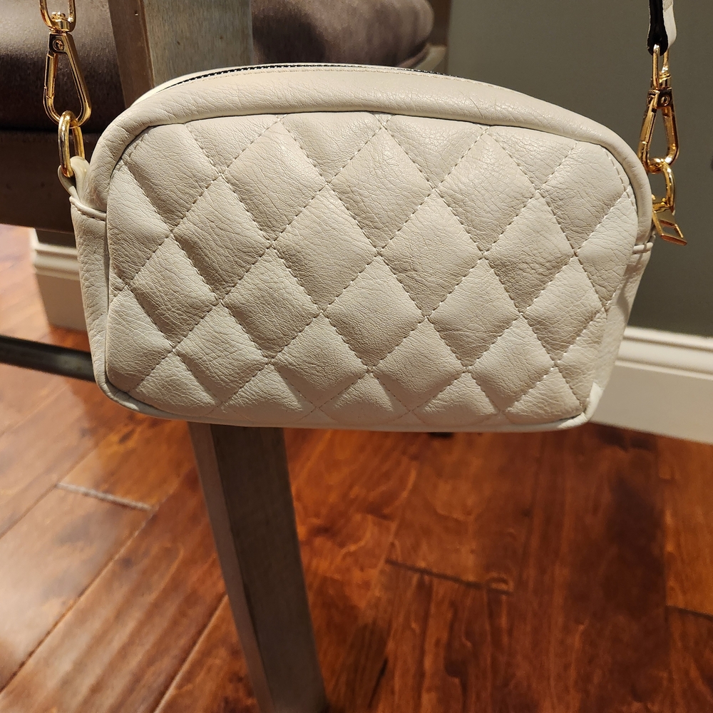 Amazon White Quilted Crossbody Bag with Gold Hardware